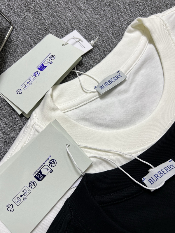 ブランドTシャツ細部ディテール